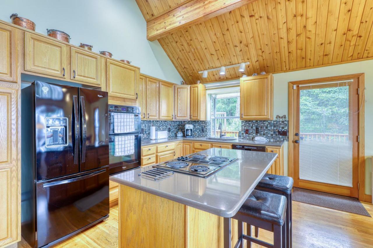 2 Bed 2 Bath Vacation Home In Orcas Island Rosario Экстерьер фото