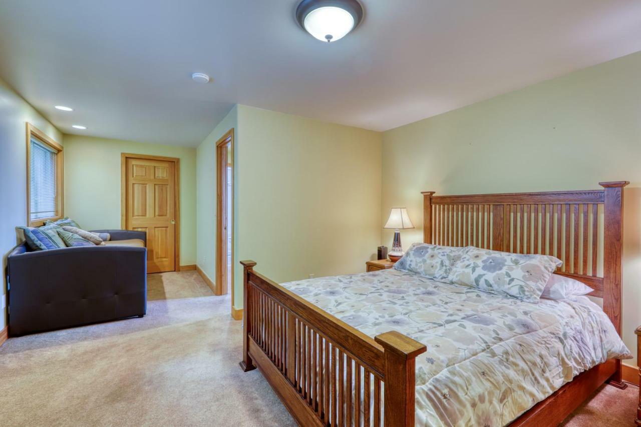 2 Bed 2 Bath Vacation Home In Orcas Island Rosario Экстерьер фото